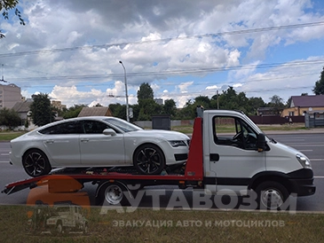 Транспортировка эвакуатором дорогого автомобиля